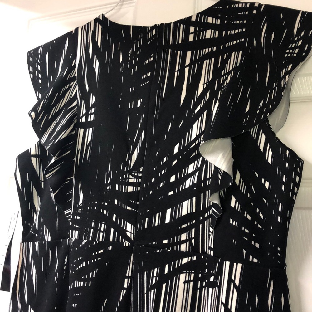 ILE New York dress